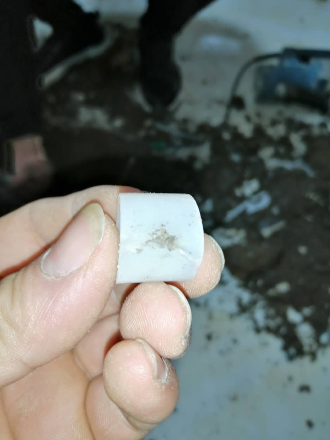 达日家里地暖漏水了怎么办？